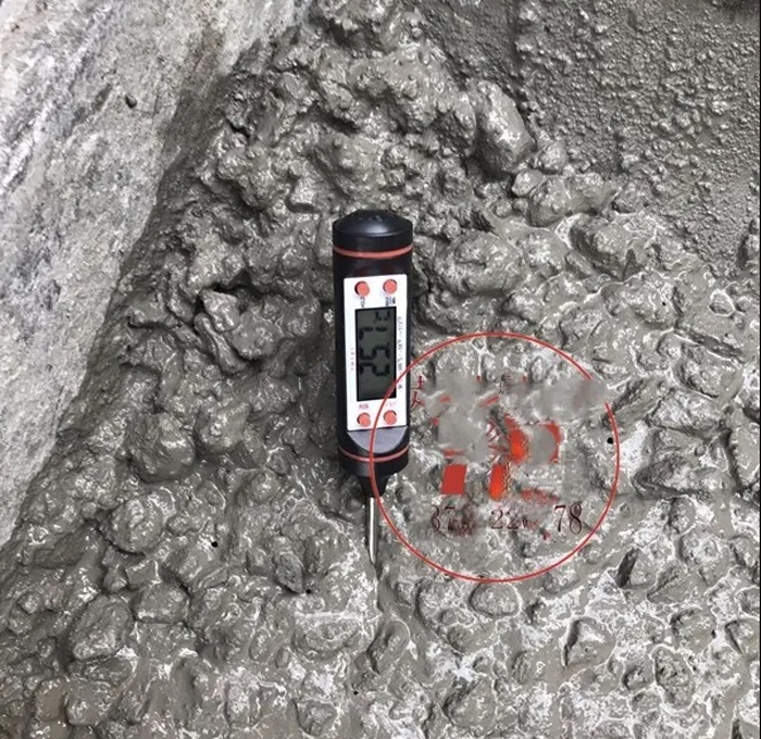 為什么不能隨意加水的混凝土，可以加冰呢？